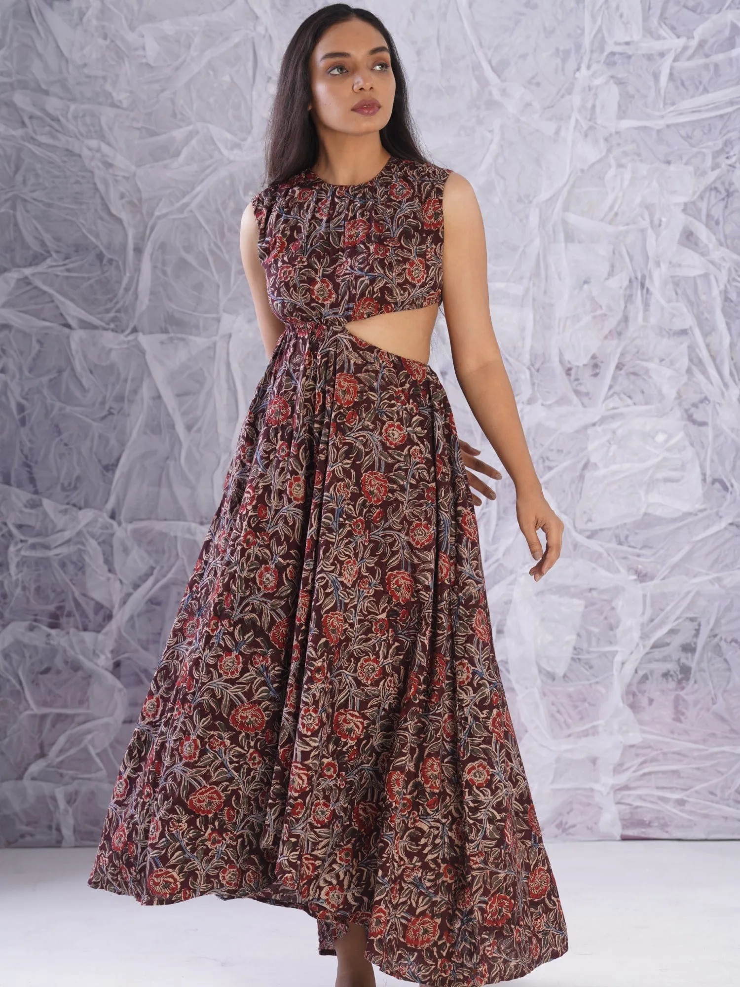 Cut-Out Detail Flared Dress