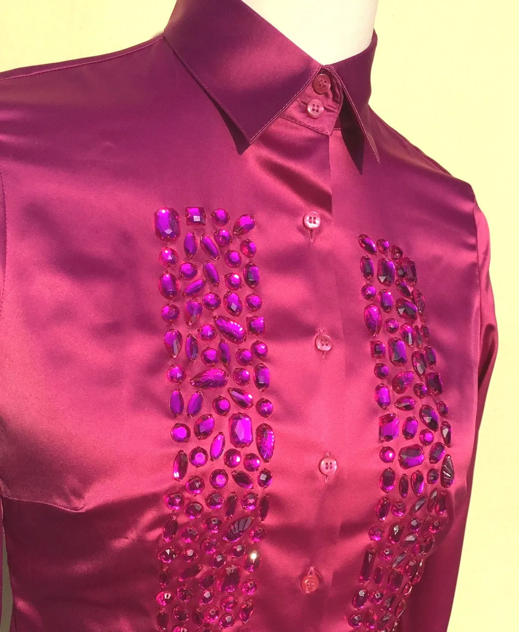 EMBROIDERED PINK SATIN SHIRT - SINGLE CUFF