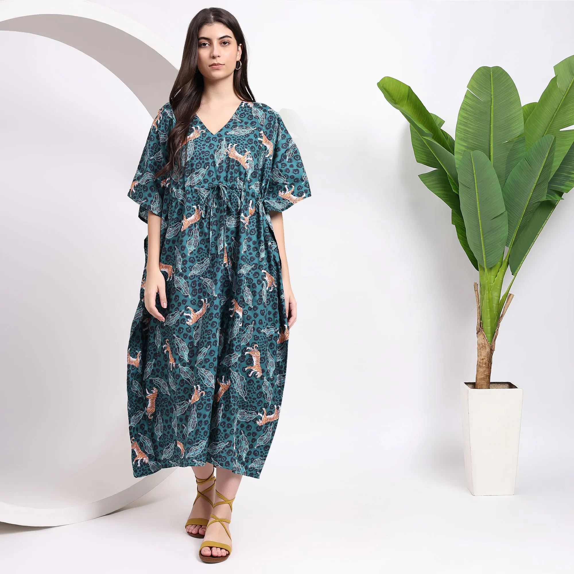 Fashion-Forward Brown Kaftan with Tiger Print – Shop Today!