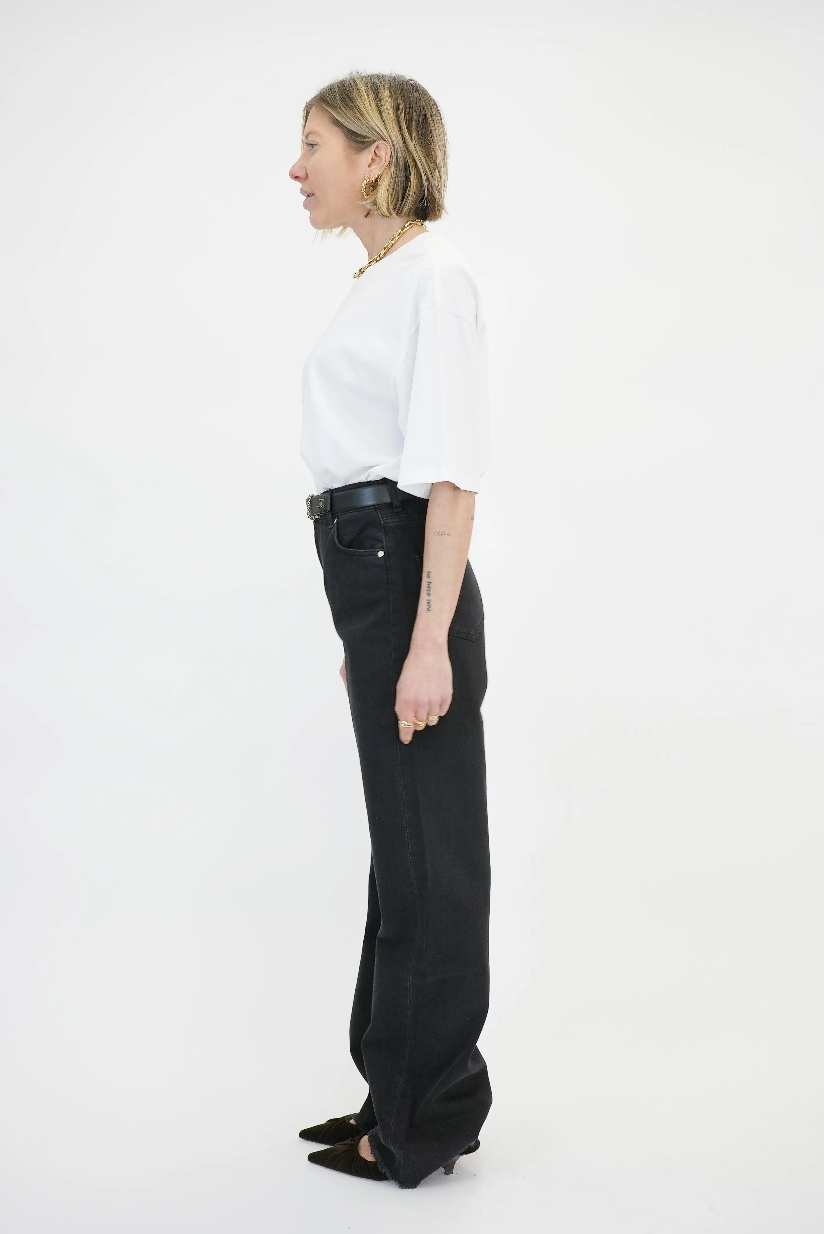 JAINE LOOSE STRAIGHT JEANS IN FADED BLACK