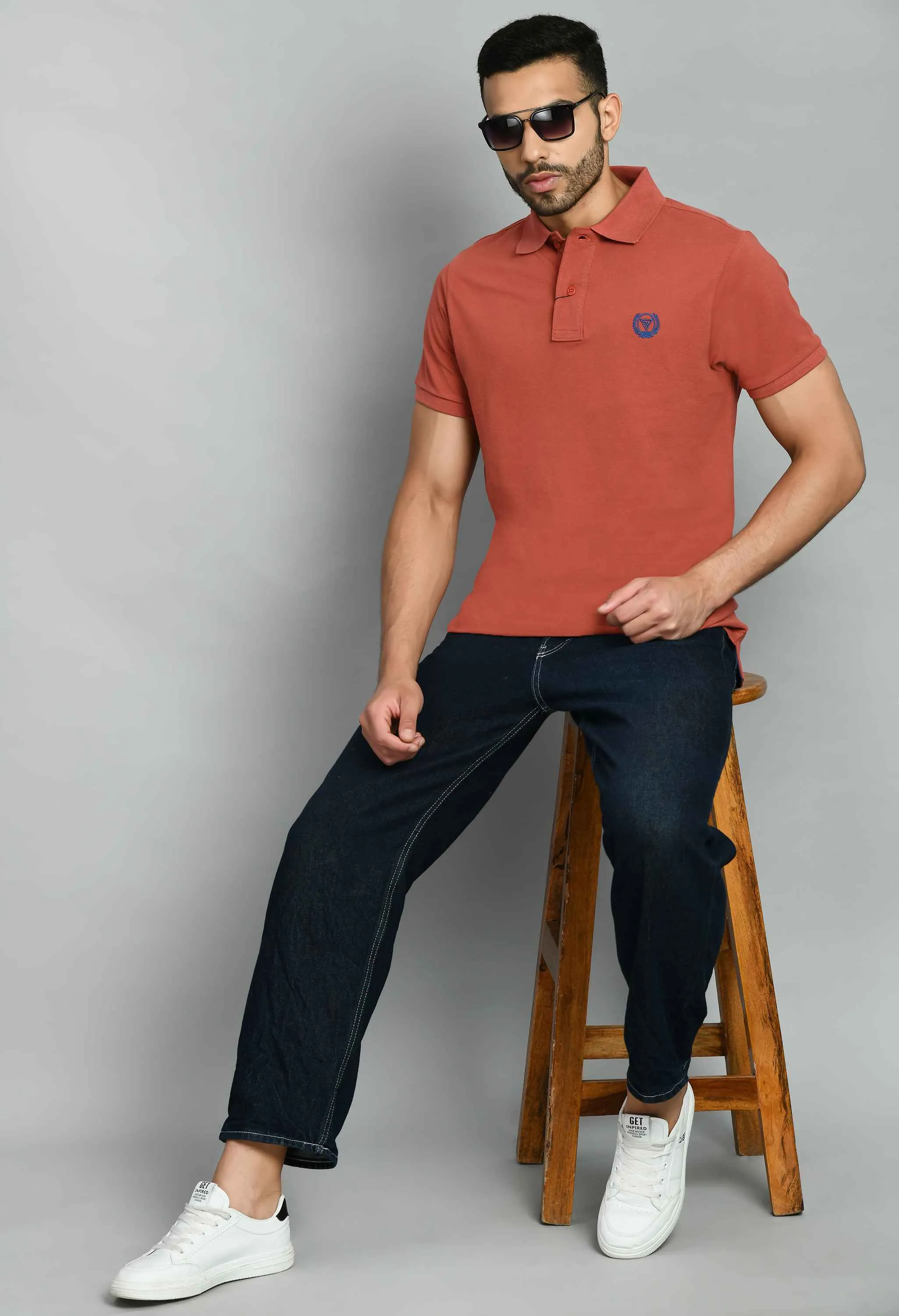 Men's Solid Rust Smart Fit Polo T-Shirt