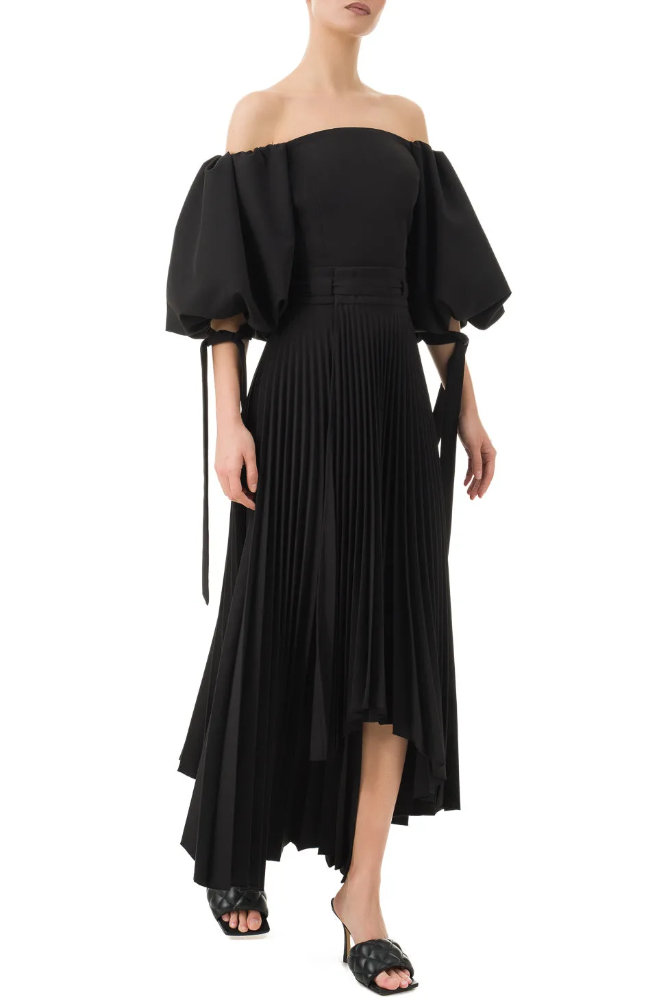 Tammarra Black Asymmetric Pleated Long Skirt