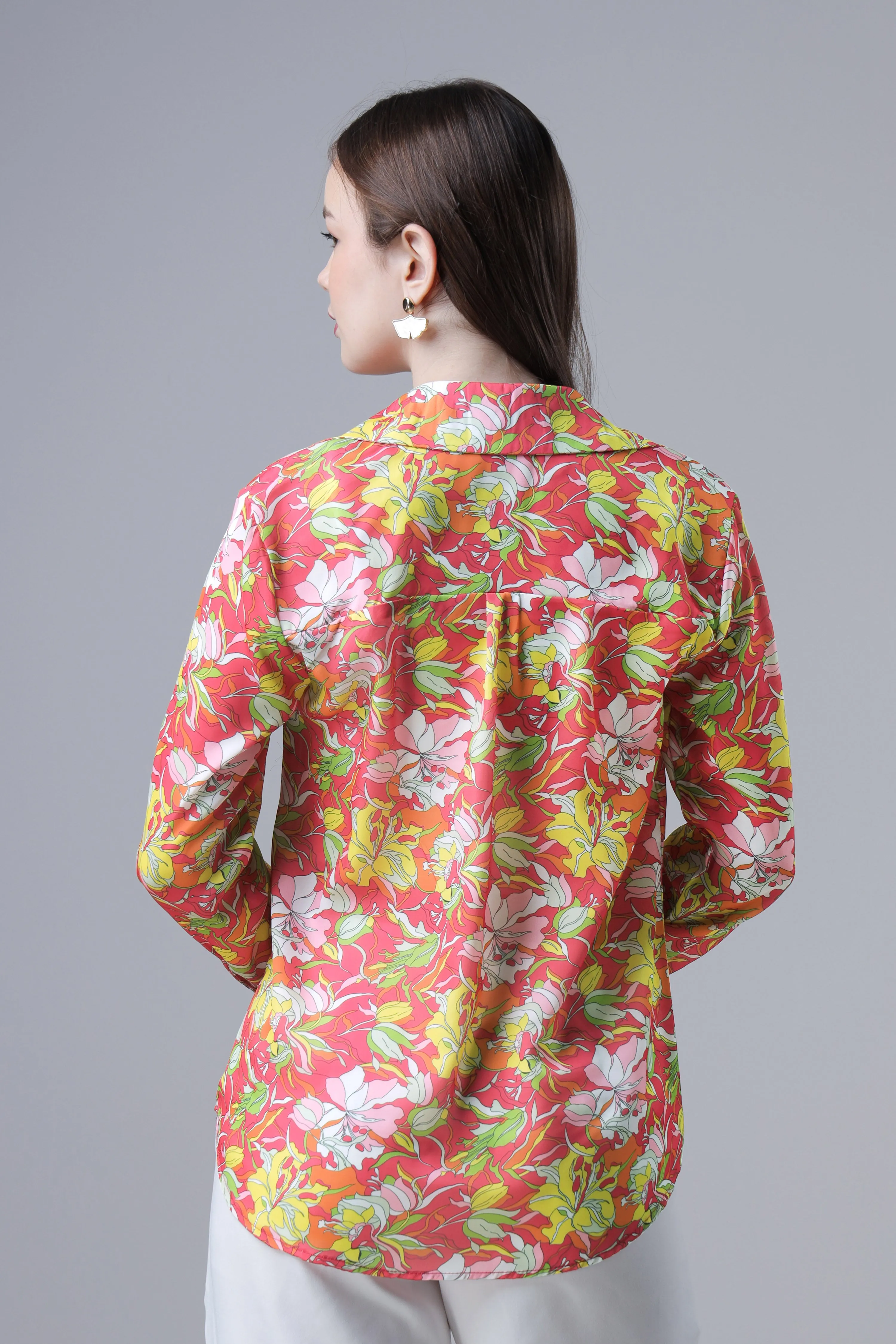 Trendy Red Spread Collar Floral Casual Shirt