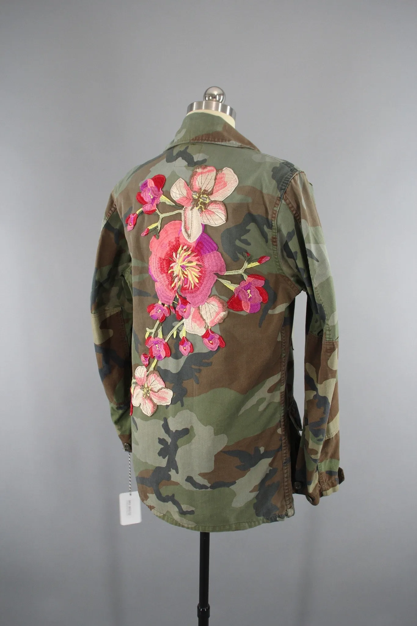 Vintage US Marines Embroidered Camouflage Jacket with Pink & Peach Floral Embroidery